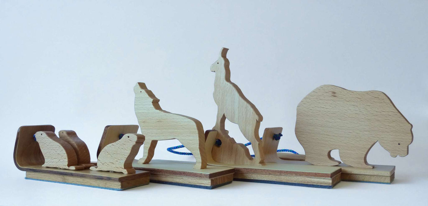Jouet à tirer en bois massif